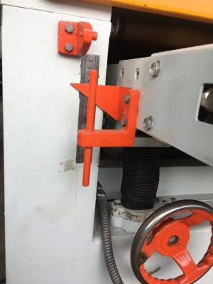 Máy chà nhám thùng 600mm 2 trục Boarke