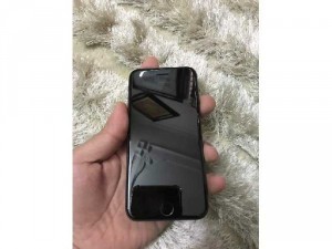 Iphone 7 đen 32g quốc tế máy đẹp như mới