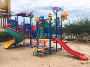 Cầu tuột composite các loại, cầu tuột mầm non