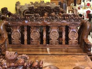 Bộ bàn ghế chạm lân tay 20 hàng đẹp