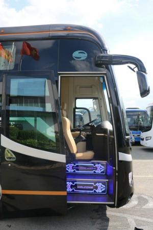 Samco Primas Limousine 22 phòng - Động cơ Isuzu