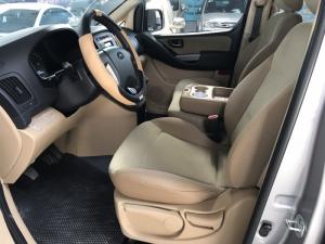 Bán Hyundai Starex 2.5MT máy dầu số sàn 9 chỗ màu ghi xám nhập Hàn Quốc 2016 mẫu mới