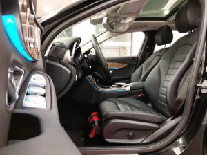 Chính chủ cần bán Mercedes C250 2018 màu Đen chạy lướt