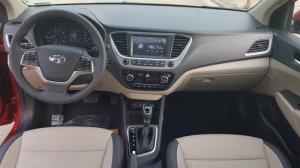 Cần bán xe Hyundai Accent 1.4AT 2018 màu đỏ đập hộp tháng 08/2018 odo lướt gần 800km