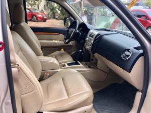 Hãng Ford cần thanh lý Everest số tự động máy dầu sx2012