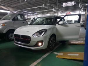 xe suzuki swift 2019 màu trắng
