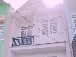 Bán gấp nhà 4,5 ×18 sổ hồng