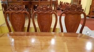 Bộ Bàn ăn 6 ghế ngồi mặt bàn ovan