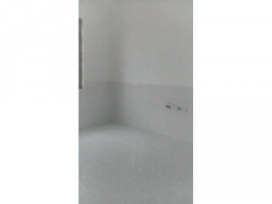 Nhà nhỏ. dt12m. có lầu suốt. 1 phòng ngủ.