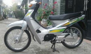 Nhà Bán xe sử dụng wave 110 hàn quốc liên doanh màu xám bạc 2012