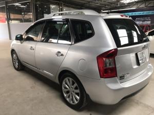 Bán Kia Carens EX 2.0MT màu bạc số sàn sản xuất 2014 biển Bình Dương
