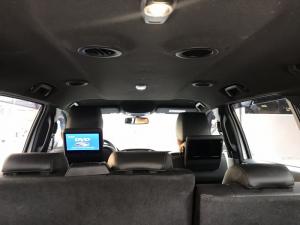 Bán Ford Everest Titanium 2.2AT màu trắng camay số tự động 6 cấp máy dầu 1 cầu nhập Thái Lan 2016