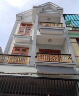Cần bán nhà mặt tiền đường số 6, 4x11m, 3 tầng, 1 tỷ 920 triệu
