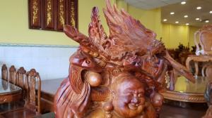 Tượng di lặc đứng tứ linh