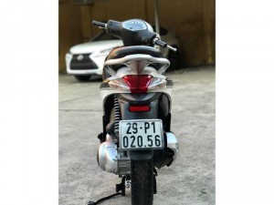 Liberty ie 2012 màu trắng trẻ trung cực đẹp.- Biển Hà Nội.
