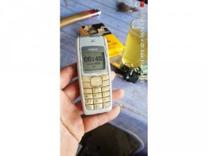 Nokia 1110i nguyên tem 14 năm rồi