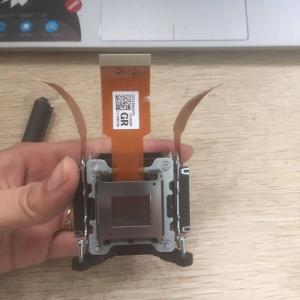 Phân phối linh kiện LCD, chip, bóng đèn,.. máy chiếu