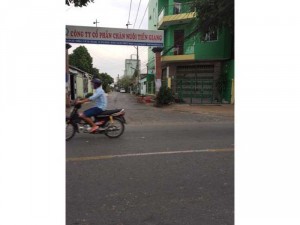 Nhà 258m mặt tiền đường vào Cty Mỹ Tường, Lê Thị Hồng Gấm, phường 6, Mỹ Tho