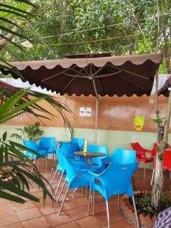 Xã hàng bộ bàn ghế cafe nữ hoàng