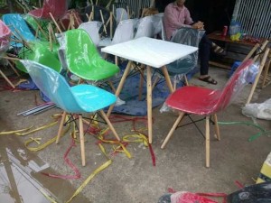Thanh lý nhanh lô ghế nhựa chân gỗ giá rẻ