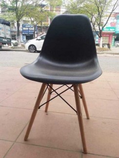 Ghế nhựa đúc màu đen,giao hàng toàn quốc