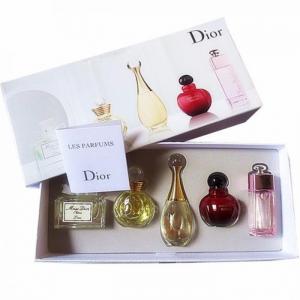 Sét Nước Hoa Nữ 5 Chai Mini 5mill Dior Siêu Thơm