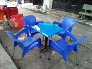 Ghế nhựa màu cam giá rẻ