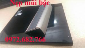 Nẹp chống trơn cầu thang- nẹp mũi bậc cầu thang-nẹp cầu thang