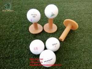 Tee golf cao su màu vàng đế dày