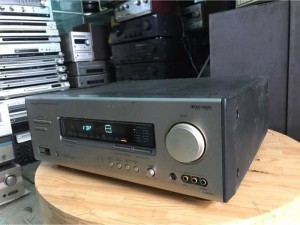 Amply ONKYO V801-PRO (made in japan) amply khủng rất ngầu nặng 20 ký công suất 245w.điện 100v-