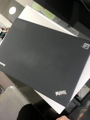 Lenovo Thinkpad X240 (Core i5 4300U, RAM 4GB, SSD 128GB, 12.5 inch HD) Like New