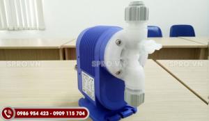 Bơm định lượng hóa chất Nikkiso NFH10 P2MC CE