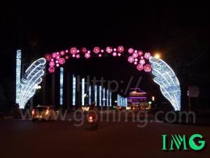 Lưới nhựa làm khung, hình trang trí cổng chào