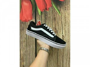 Vans đen