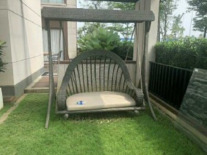 Lạ mắt với mẫu xích đu giả mây đẹp rẻ