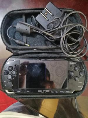 Bán psp slim 2000 hệ Nhật