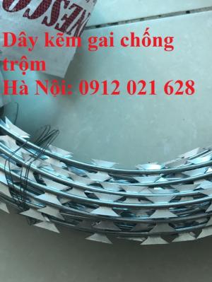 Dây kẽm gai hình dao chống trộm D35,D45,D50,D60,hàng mới 100 %