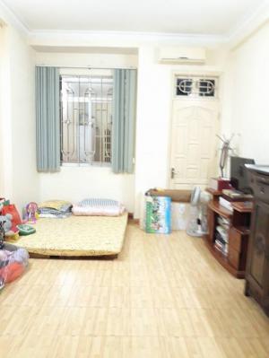 Nhà đẹp ngõ Thụy Khuê – Tây Hồ 4 tầng 34m2 lô góc 3 mặt thoáng 2,7 tỷ