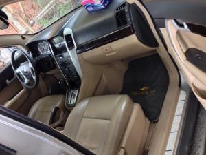 bán xe hiệu Chevrolet Captiva đời 2009 số tự động màu bạc