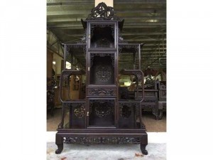 Tủ bày đồ gỗ