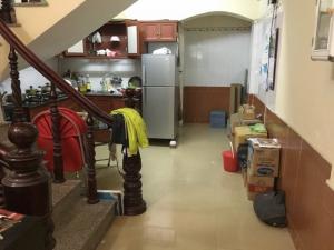 Chính chủ bán nhà 3 tầng, hướng TB, trong ngõ 668 Thiên Lôi