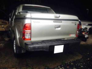 Gia đình cần bán Hilux 2.5 máy dầu 2013, một cầu màu bạc, gia đình sử dụng