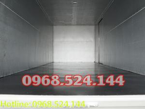 Xe tải isuzu FRR 6 tấn thùng thùng kín dài 6m7 , động cơ euro4