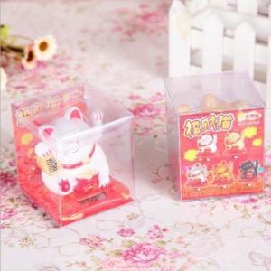 Mèo vẫy thần tài dùng pin năng lượng mặt trời