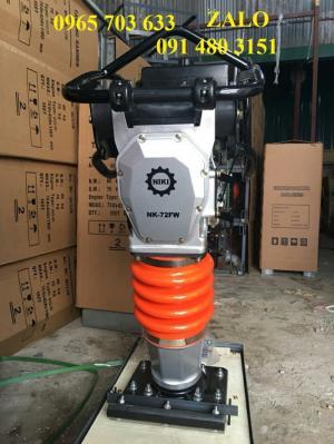 mặt trước của máy