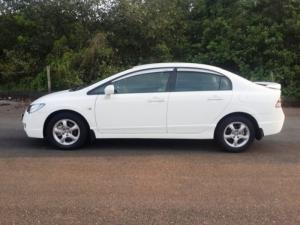 Bán Honda Civic 2008 tự động 1.8 màu trắng long lanh đẹp.