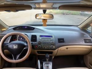 Bán Honda Civic 2008 tự động 1.8 màu trắng long lanh đẹp.