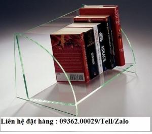 Kệ mica trưng bày sách cho các đơn vị triển lãm