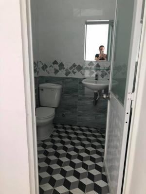 Mặt tiền Phú Nhuận, DT 31m2, nhà mới, kinh doanh tốt, giá 5.8 tỷ.