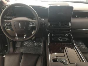 Lincoln Navigator Black Label 2019,màu đen nhập mỹ,mới 100%,xe giao ngay